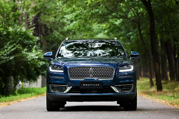 林肯航海家Nautilus.jpg