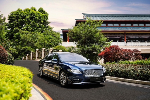 林肯大陆Continental.jpg