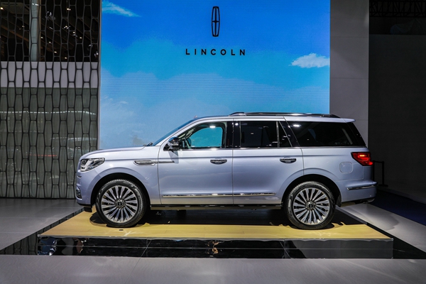 林肯领航员Navigator.jpg