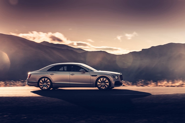 宾利全新飞驰_砂岩白 (White Sand) (6).jpg