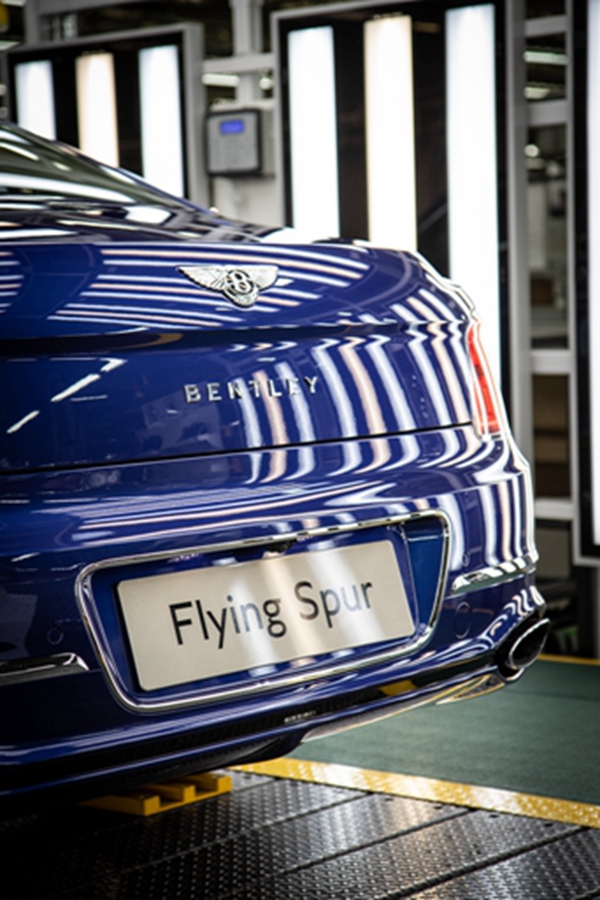 宾利全新飞驰预计将于2020年开始交付 (4).jpg