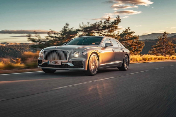 宾利全新飞驰预计将于2020年开始交付 (8).jpg