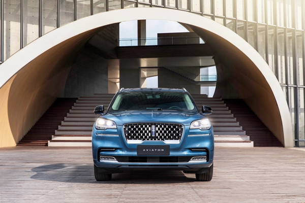 全新林肯飞行家Aviator-4.jpg