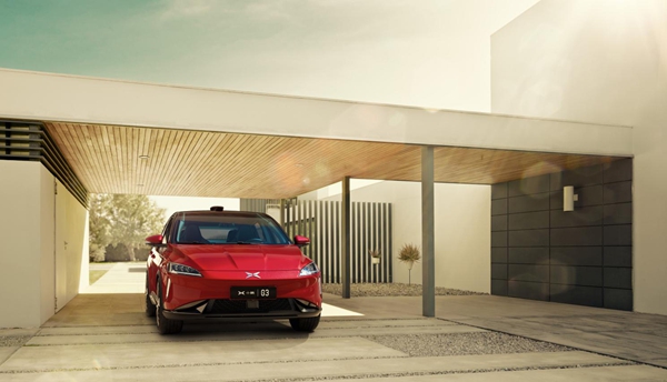 图1. 超长续航智能SUV——小鹏G3 2020款.jpg