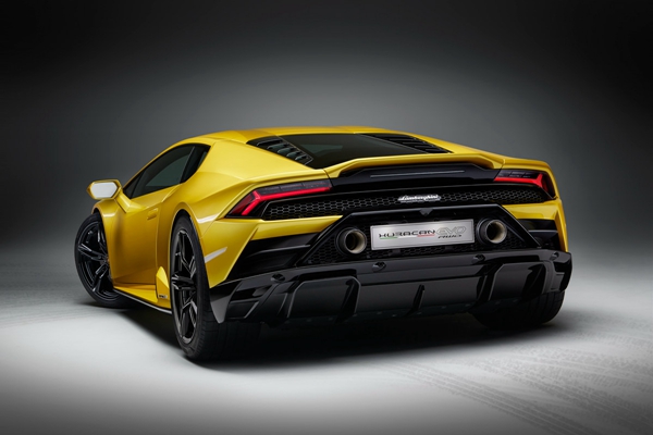 08 - Huracán EVO后驱版.jpg