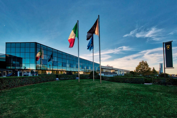 01 - 兰博基尼汽车公司.jpg