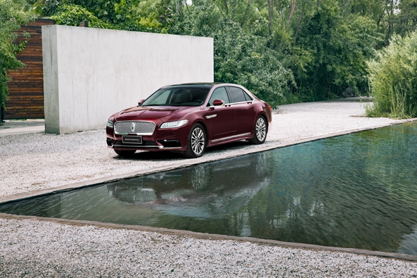 5. 现款林肯大陆Continental.jpg