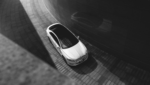 13. 林肯MKZ MONO限量版.jpg