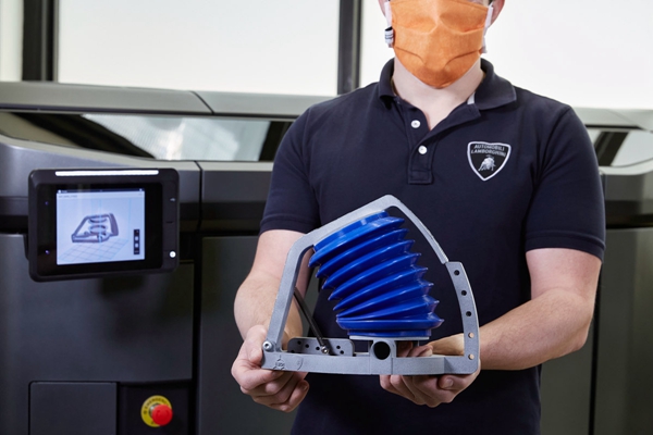 03 - 兰博基尼汽车公司协助Siare公司生产呼吸模拟器.jpg