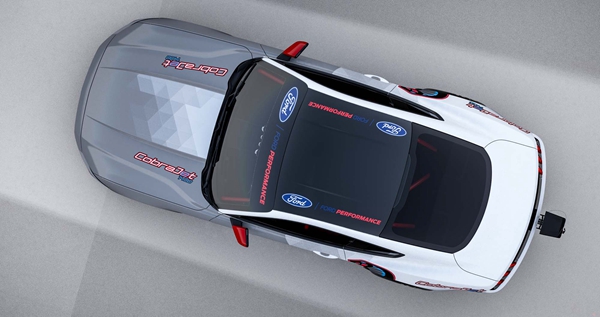 Mustang Cobra Jet 1400原型车在将先进技术融入福特未来动力总成的同时,再次向世人展示了Mustang的传统和性能。.jpg