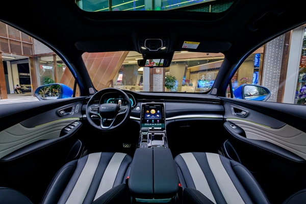 荣威RX5 MAX智驾健康舱版内饰 (2).jpg