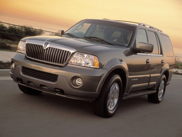 3. 林肯领航员Navigator(2003-2006).jpg