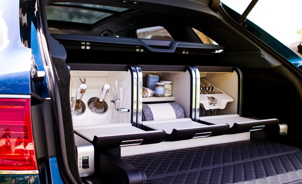 宾利品牌累积生产两万台添越车型 (11).jpg