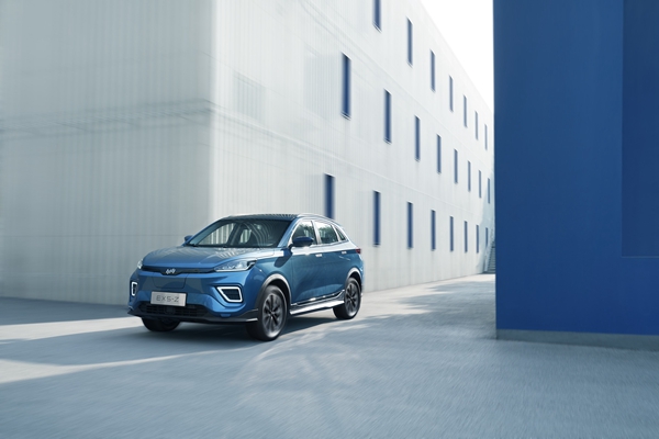 威马“轻设计”哲学在全新威马EX5- Z上得到全面传承.jpg