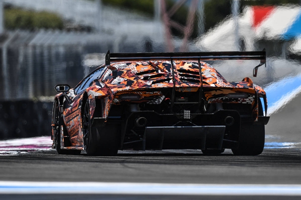 05 - 兰博基尼SCV12:Squadra Corse赛事运动部门全新顶级跑车即将登临赛道.jpg