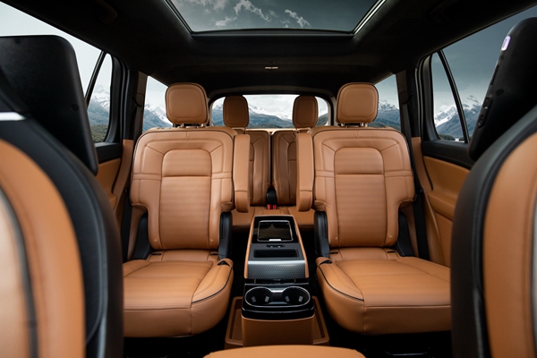 4. 灵活多变的空间布局,真正做到场景无界、大有可为.jpg