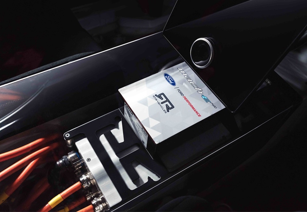 Mustang Mach-E 1400由福特全球性能车团队和RTR共同打造.jpg