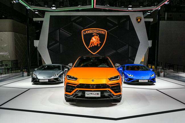 01 - 兰博基尼超级SUV Urus全新珍珠漆特别版于成都车展完成全球首次亮相.jpg