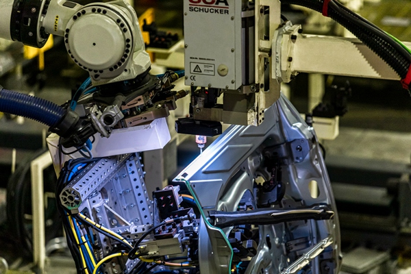 08. 自动激光100�准测量.jpg