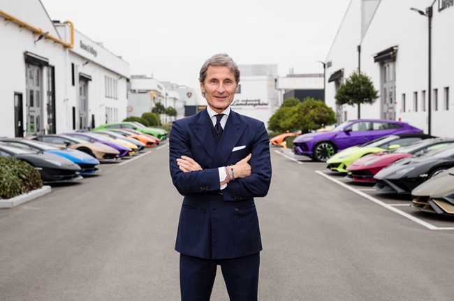 02 - 兰博基尼汽车公司主席兼首席执行官Stephan Winkelmann先生.jpg