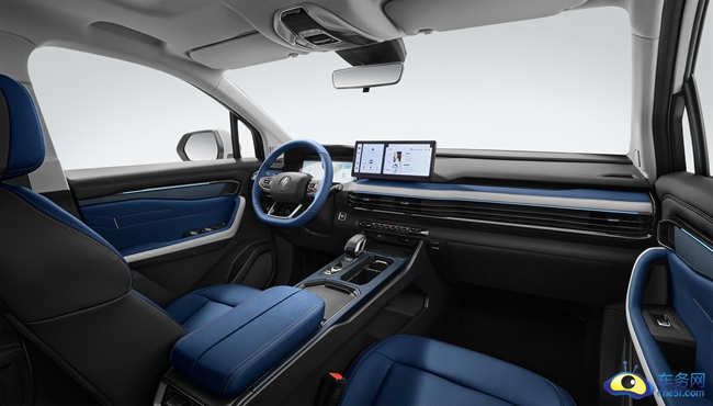 睿蓝9中控空间  1126.jpg